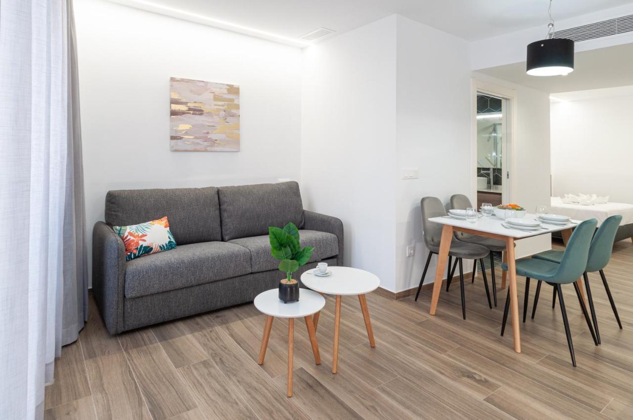 Appartamento Myflats Luxury Old Town Alicante Esterno foto